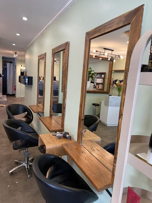 Cosimo Hair Studio — Hairdresser in Broadbeach